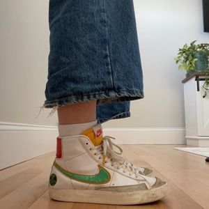 Nike Women's Blazer Green/Yellow Sequin Swoosh Size 8-8.5